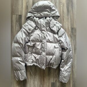 Size 4 Lululemon wunder puff jacket